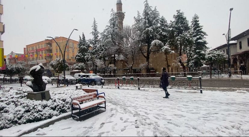 Başkan Başdeğirmen’den “kar” yorumu “Kar berekettir, kar umuttur”