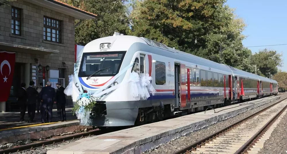 Göller Ekspresinde tren sefer saatleri değişti