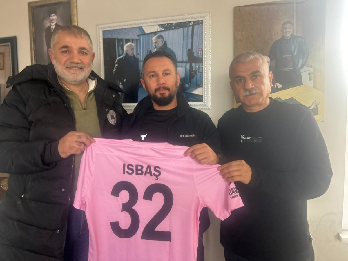 Çankırılı iş insanından Isparta 32 Spor’a maddi destek